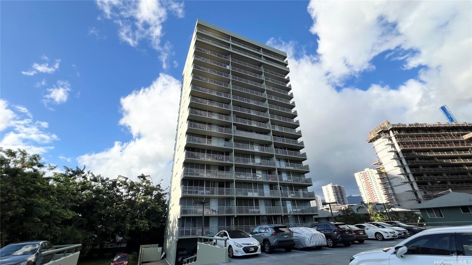 Property Photo:  2522 Date Street 502  HI 96826 