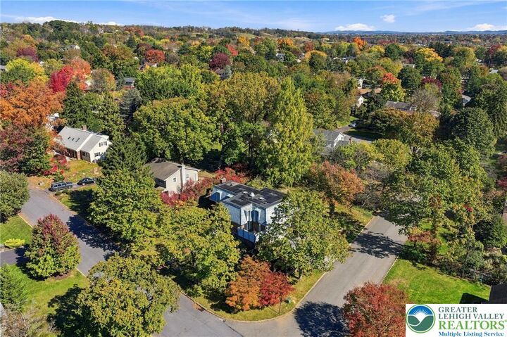 Property Photo:  1401 N 40th Street  PA 18104 