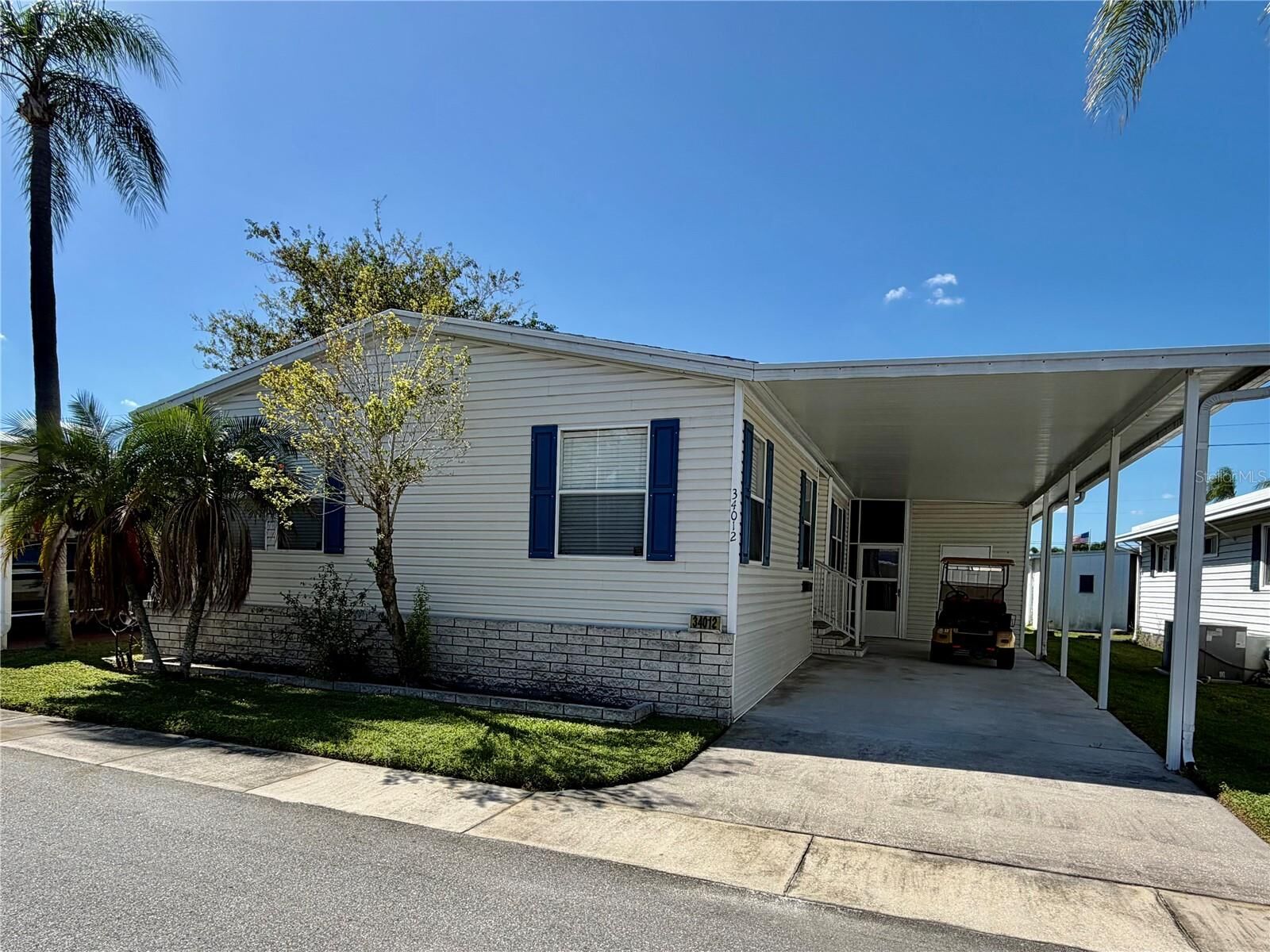 Property Photo: 34012 Azalea Drive N FL 33781