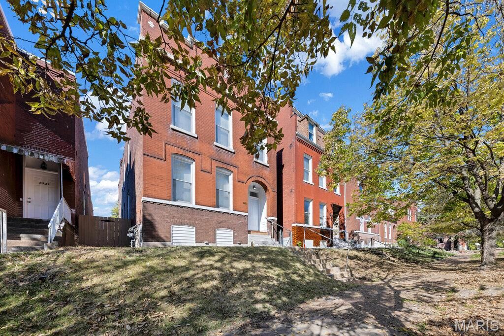 Property Photo:  3929 Pennsylvania Avenue  MO 63118 