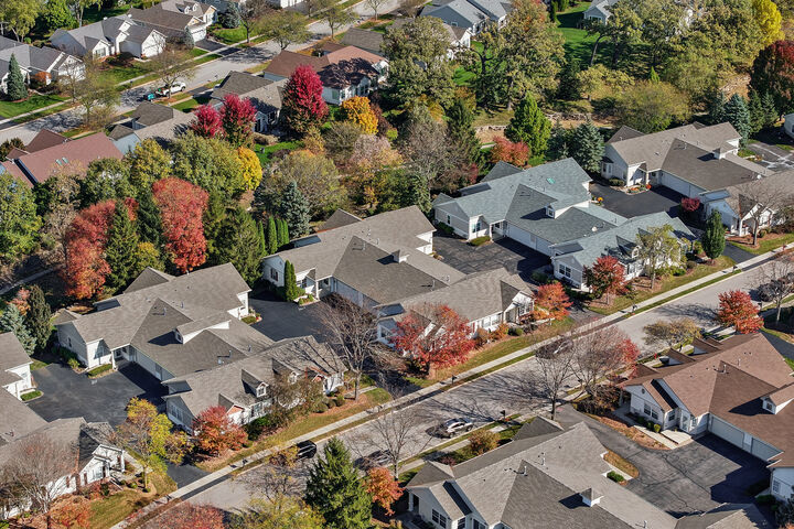 Property Photo: 13054 Pennsylvania Avenue IL 60142