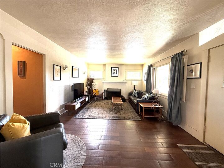 Property Photo:  108 S Oak Avenue  CA 91107 