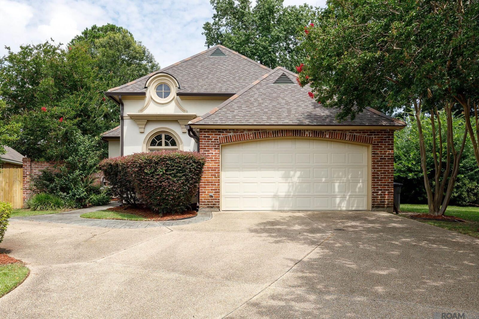 Property Photo: 1706 Foxton Ct LA 70815