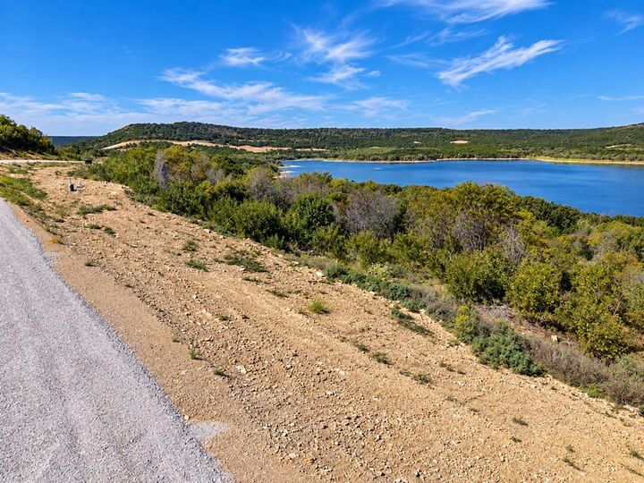 Property Photo: 35 Shawnee Street TX 76450