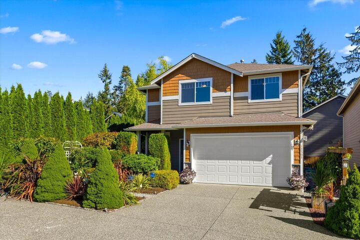 Property Photo: 12505 28th Avenue W WA 98204
