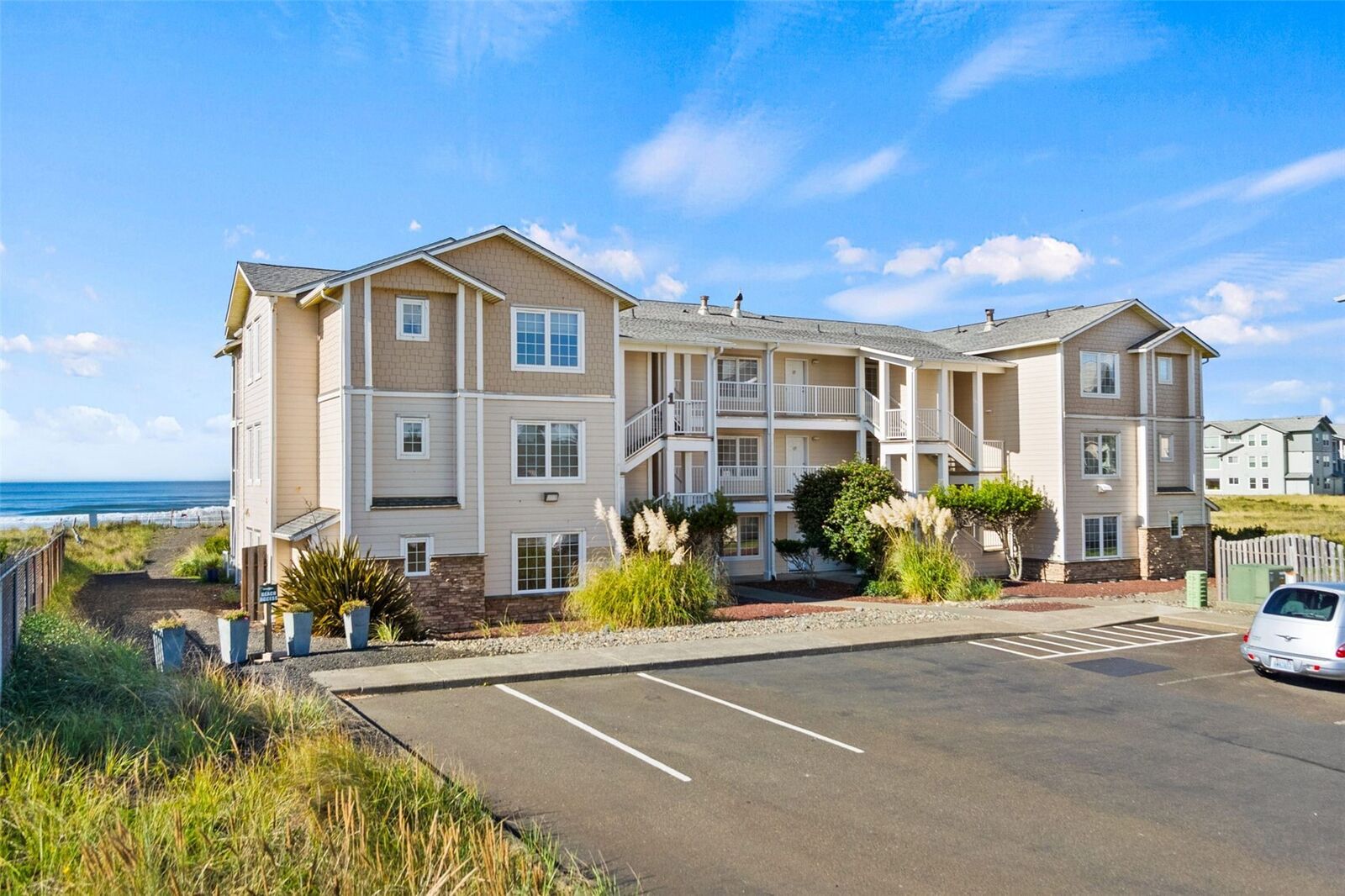 Property Photo: 1600 W Ocean Avenue 111 WA 98595