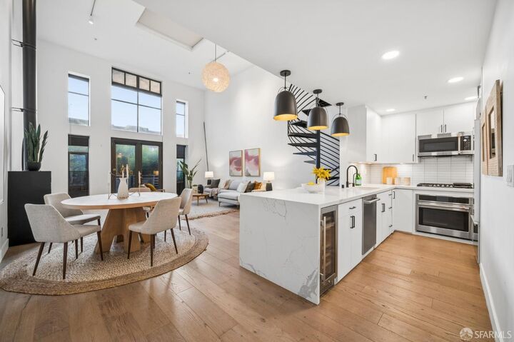 Property Photo:  125 Gilbert Street 10  CA 94103 