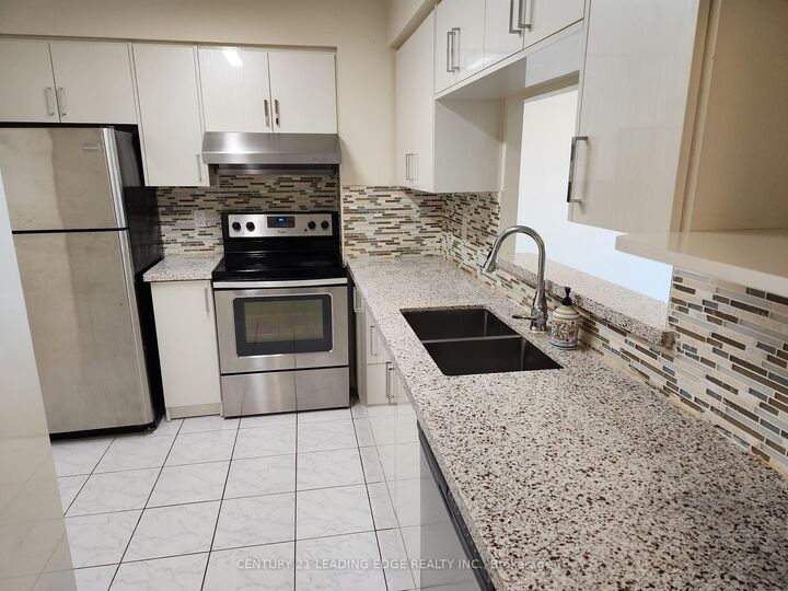 Property Photo:  68 Corporate Drive 1128  ON M1H 3H3 