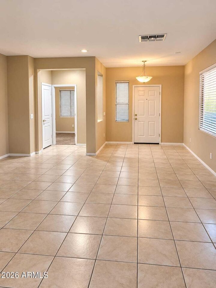 Property Photo: 8712 W Magnolia Street AZ 85353