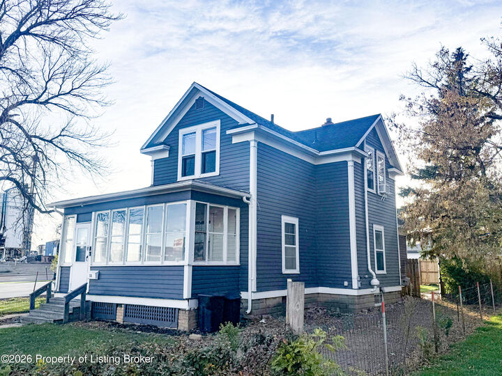 Property Photo: 11 7th Avenue W ND 58601
