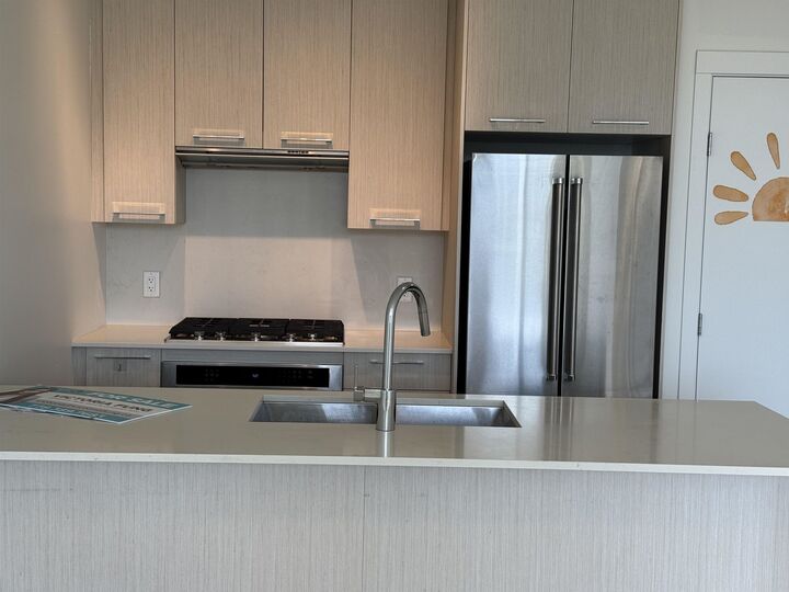 Property Photo:  7688 Alderbridge Way 904  BC V6X 0P7 