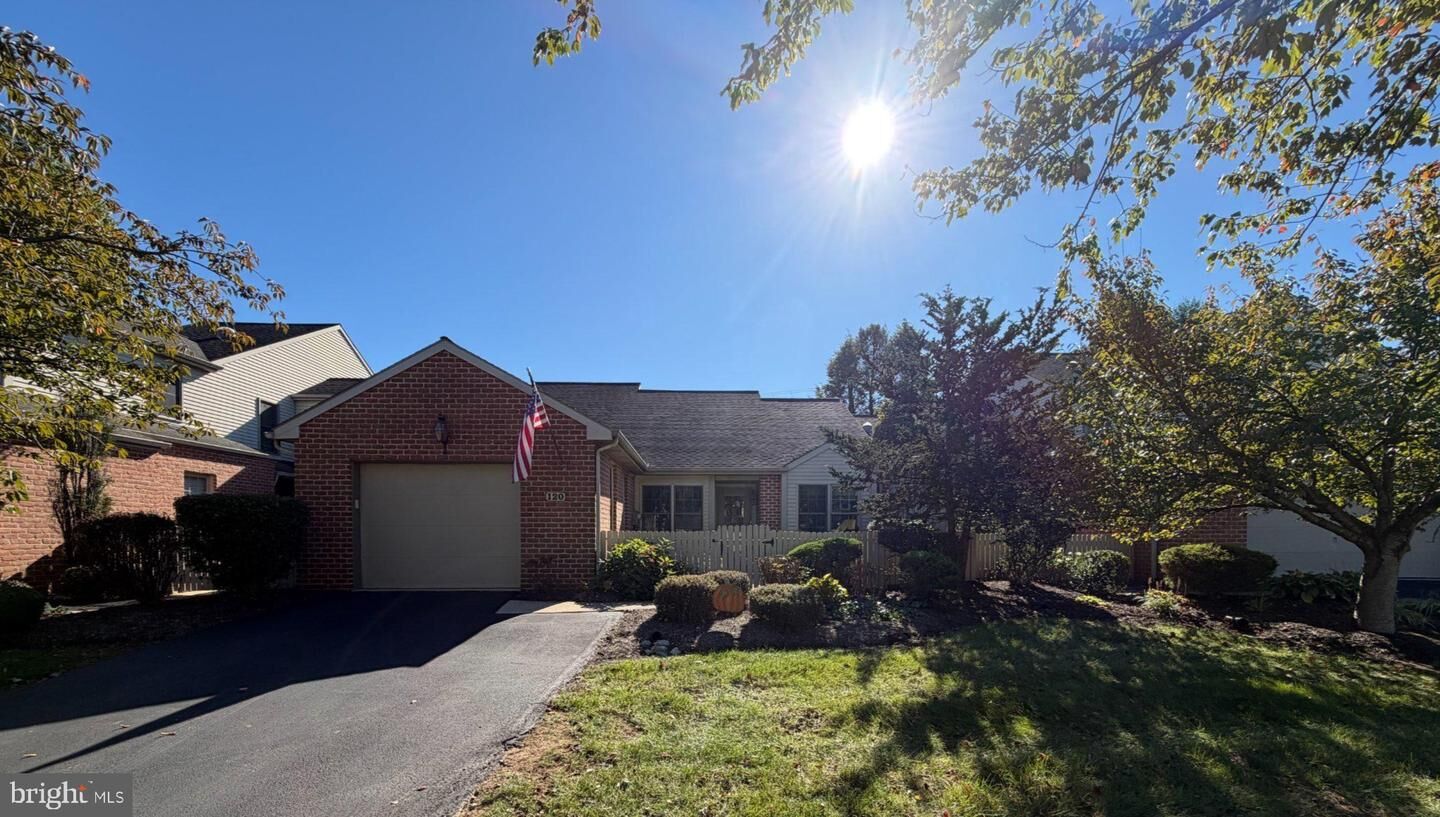 Property Photo:  120 Cambridge Drive  PA 17033 