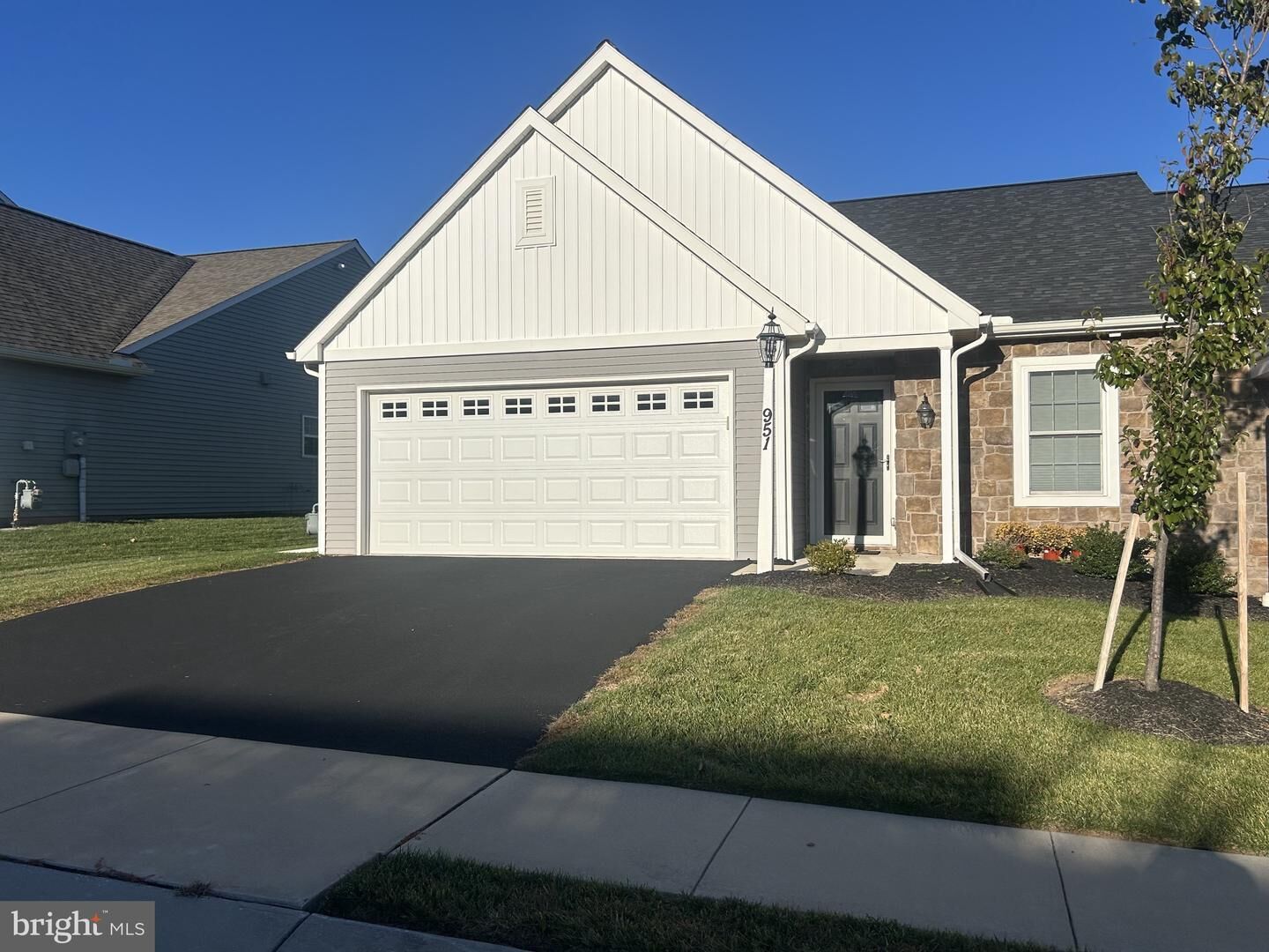Property Photo:  951 Shadowbrooke Drive  PA 17315 