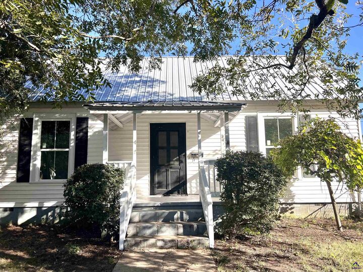 Property Photo:  603 Griffin Street  GA 31023 