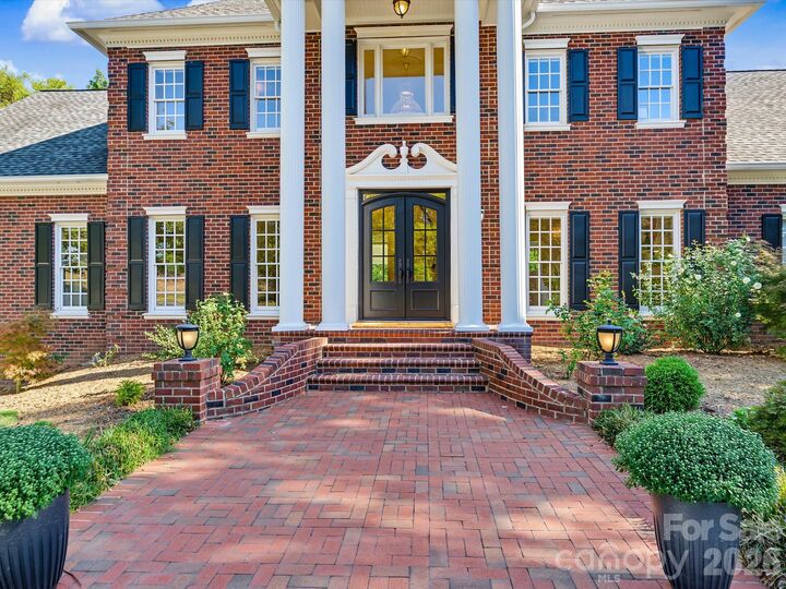 Property Photo:  4401 Piper Glen Drive  NC 28277 