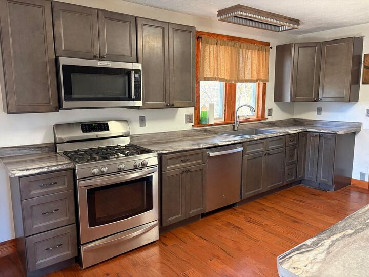 Property Photo:  23515 Coshocton Road  OH 43028 