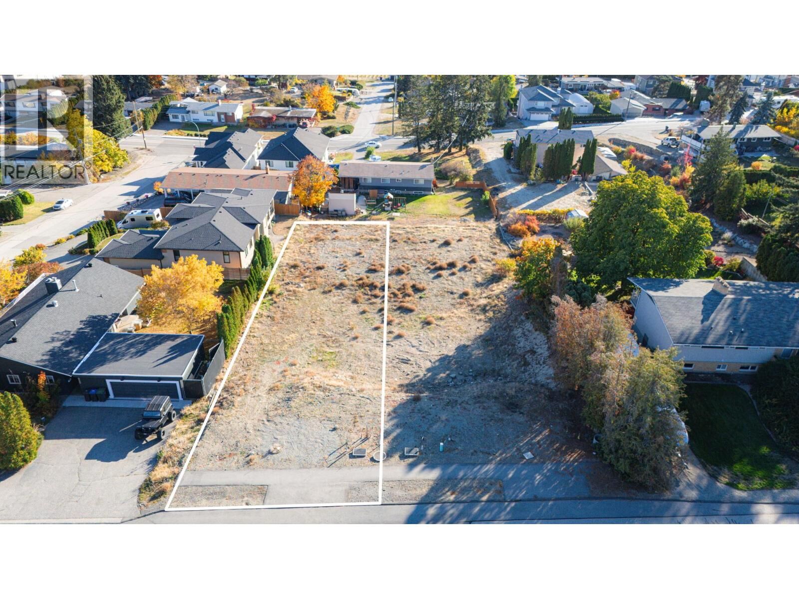 Property Photo:  940 Skyline Road  BC V1Z 1J7 