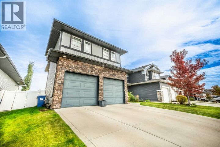 Property Photo:  63 Truant Crescent  AB T4P 0S9 