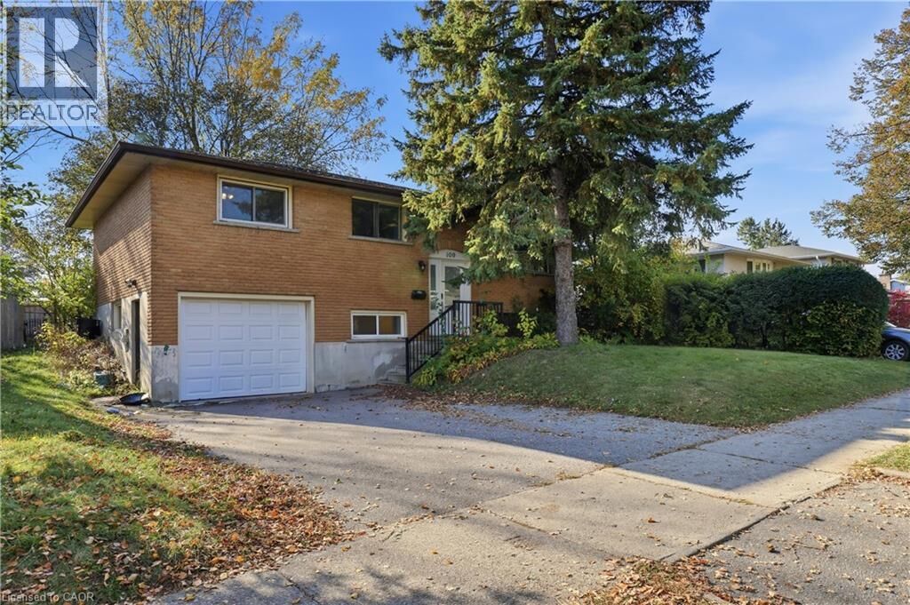 Property Photo:  109 Indian Road  ON N2B 2S6 