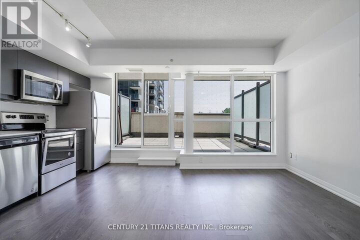 Property Photo:  30 Meadowglen Place 203  ON M1G 0A9 