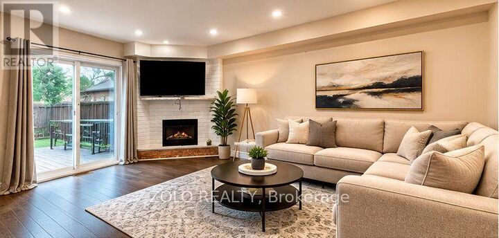 Property Photo: 76 Lansbury Drive West ON M1V 3H6