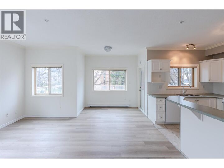 Property Photo:  196 Wade Avenue West 208  BC V2A 1T6 