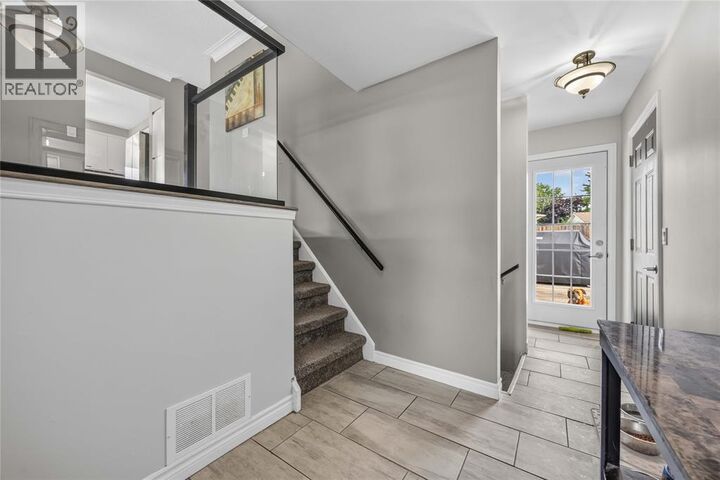 Property Photo: 266 Clairwood Crescent ON N0N 1G0