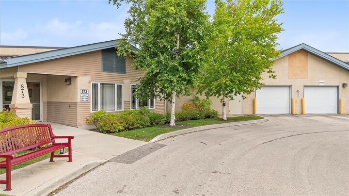 Property Photo: 873 Waverley Street MB R3T 6C3