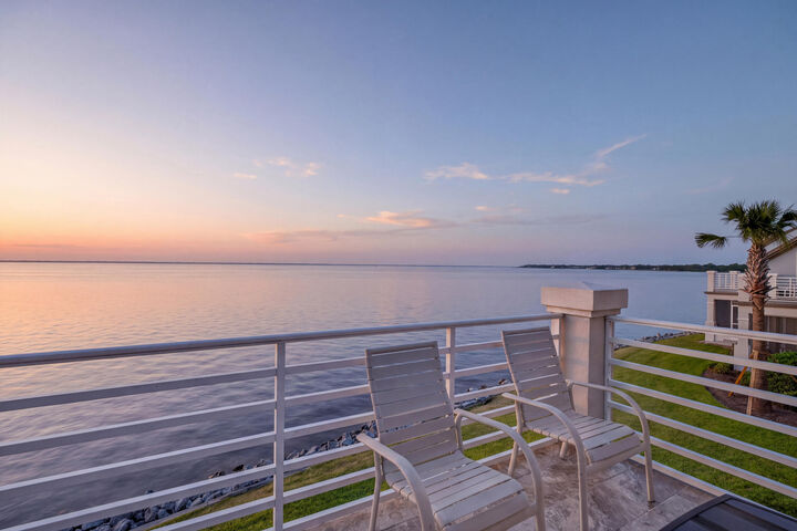 Property Photo: 973 Northshore Drive FL 32550
