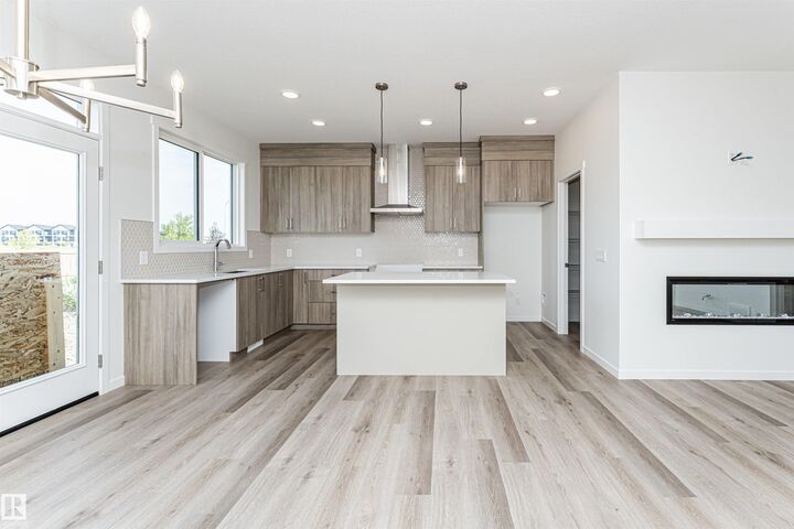 Property Photo:  2308 160 Street SW  AB T6W 5X2 