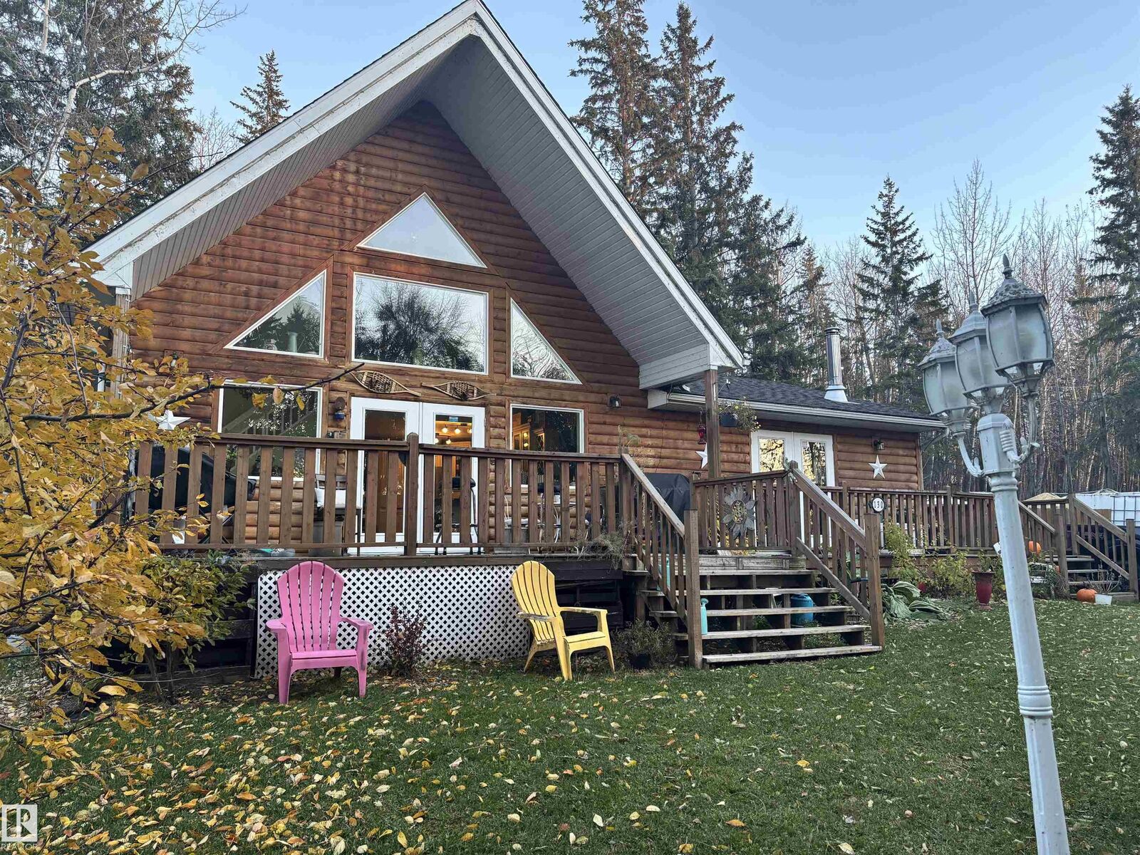 Property Photo:  130 Lakeshore Drive  AB T0E 1V0 
