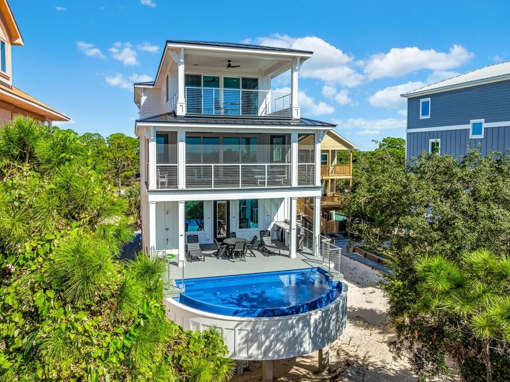 Property Photo: 2368 Indian Pass Rd FL 32456