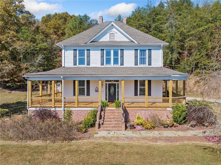 Property Photo: 8162 Lakewood Highway GA 30559