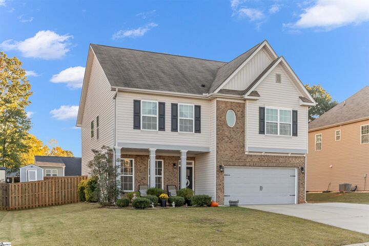 Property Photo: 526 Shrine Court SC 29365