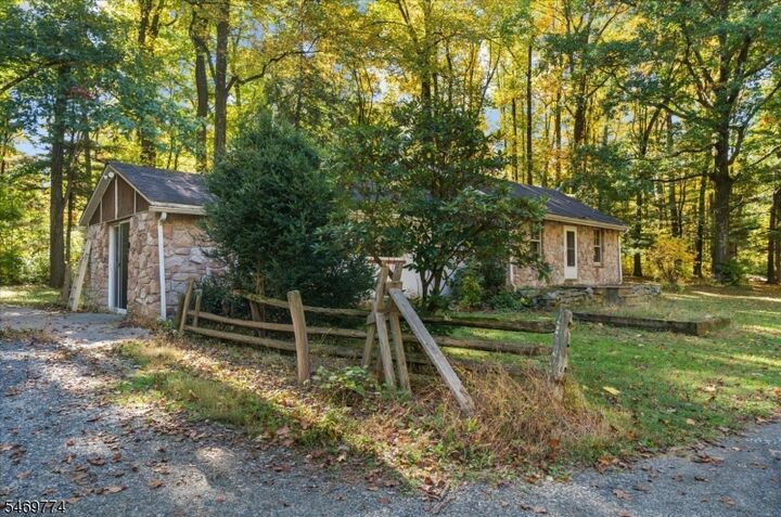 Property Photo:  419 Mine Rd  NJ 08802 