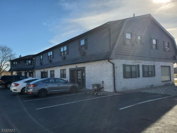 Property Photo:  200 Newark Pompton Tpke  NJ 07440 