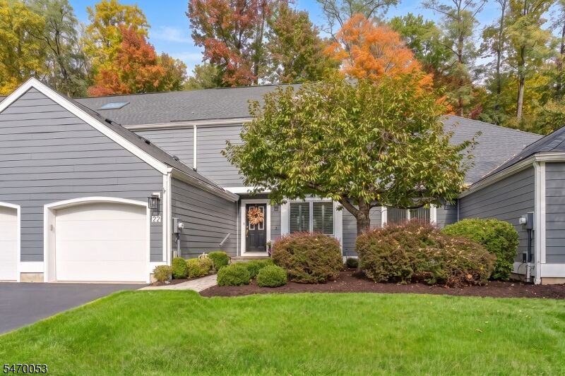 Property Photo:  22 Nottingham Ct  NJ 07960 