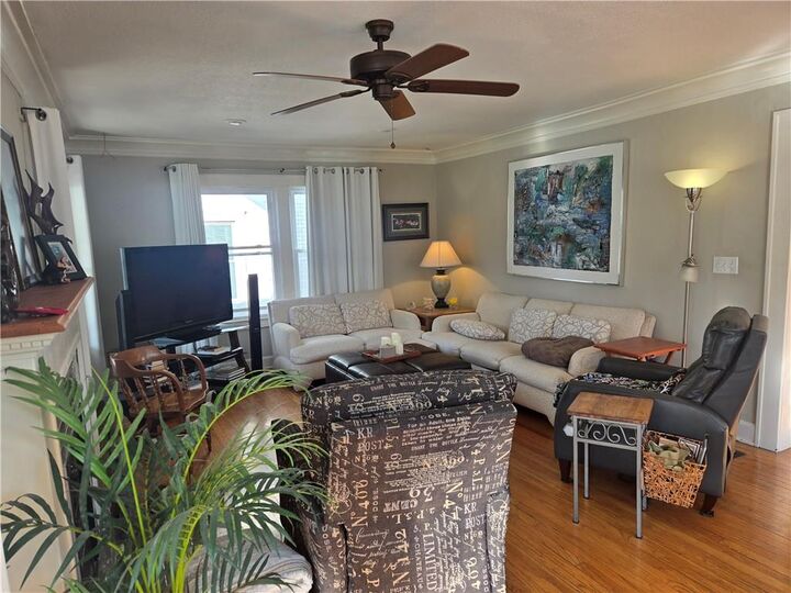 Property Photo:  5037 Forest Avenue  MO 64110 