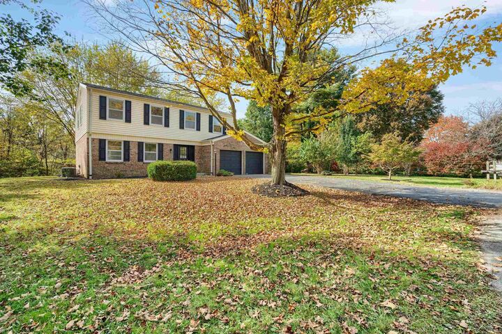 Property Photo: 6207 Woodcliff Court IN 46901