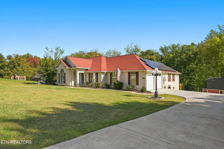 Property Photo: 112 Amanda Dr Drive TN 37801