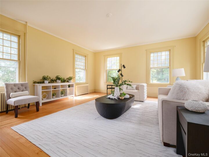 Property Photo: 825 Munn Lane NY 11957
