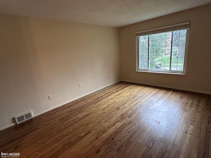 Property Photo:  22995 Gary Lane  MI 48080 