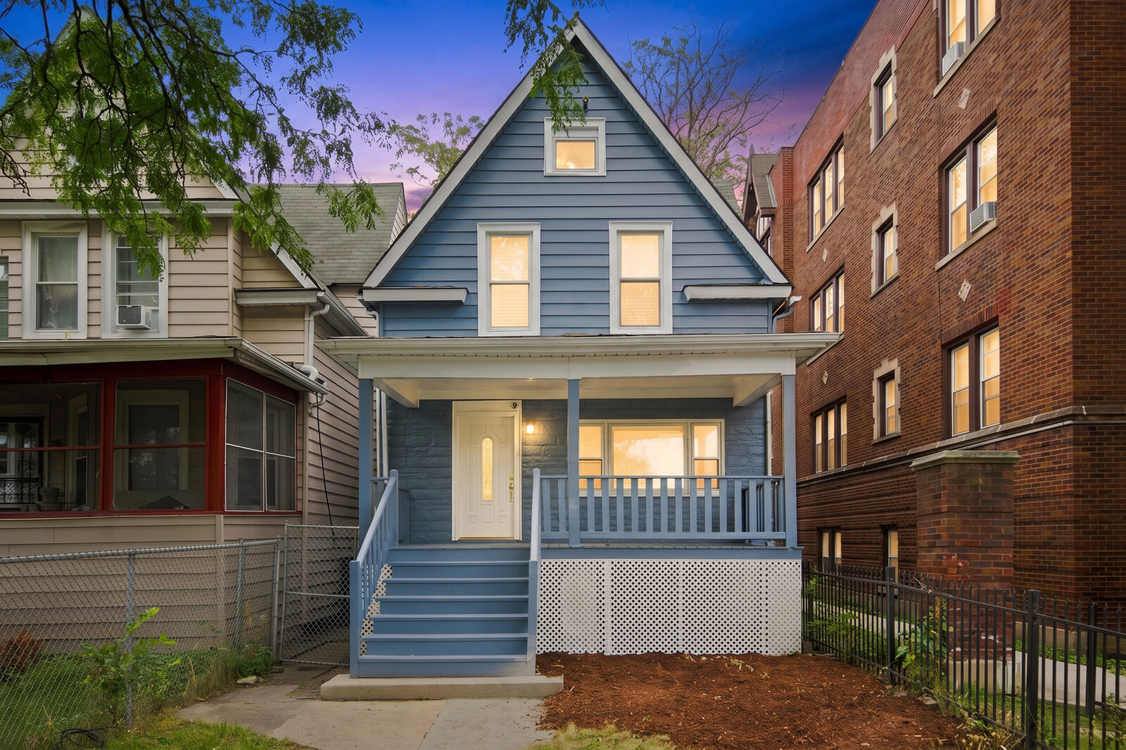 Property Photo: 122 N Long Avenue IL 60644