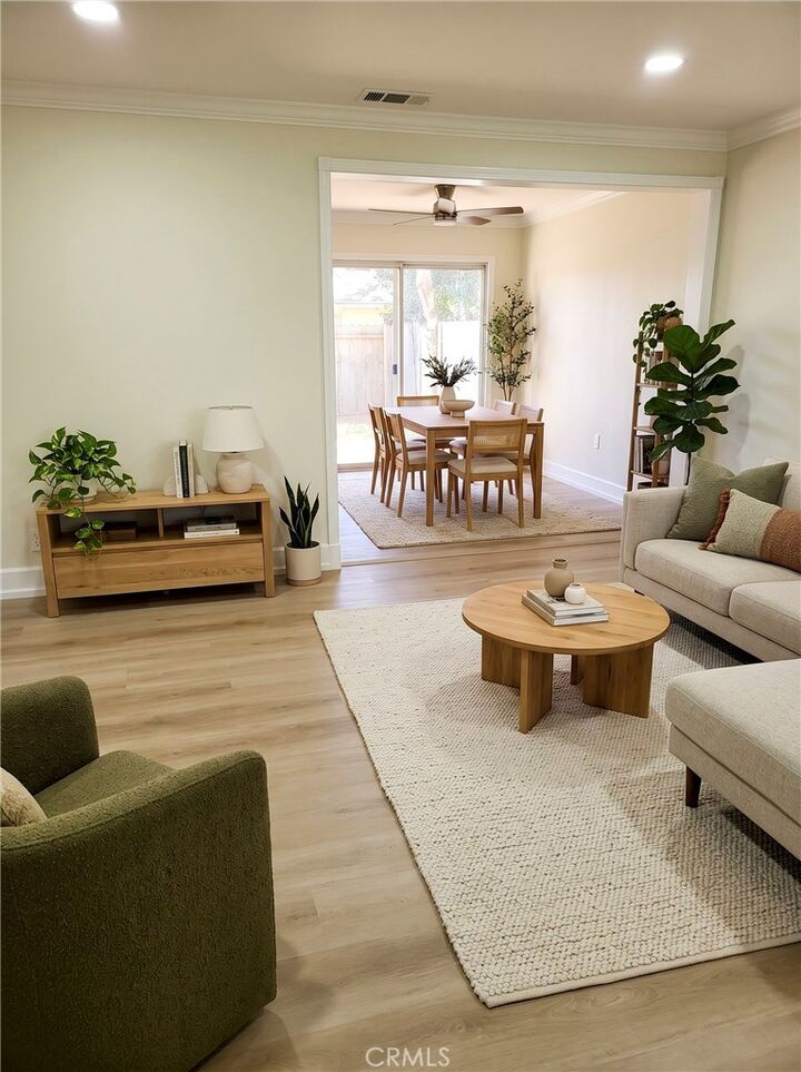Property Photo:  5148 Village  CA 90016 