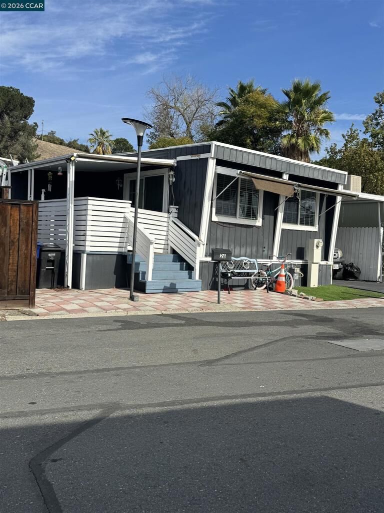 Property Photo: 26 Galloway CA 94518