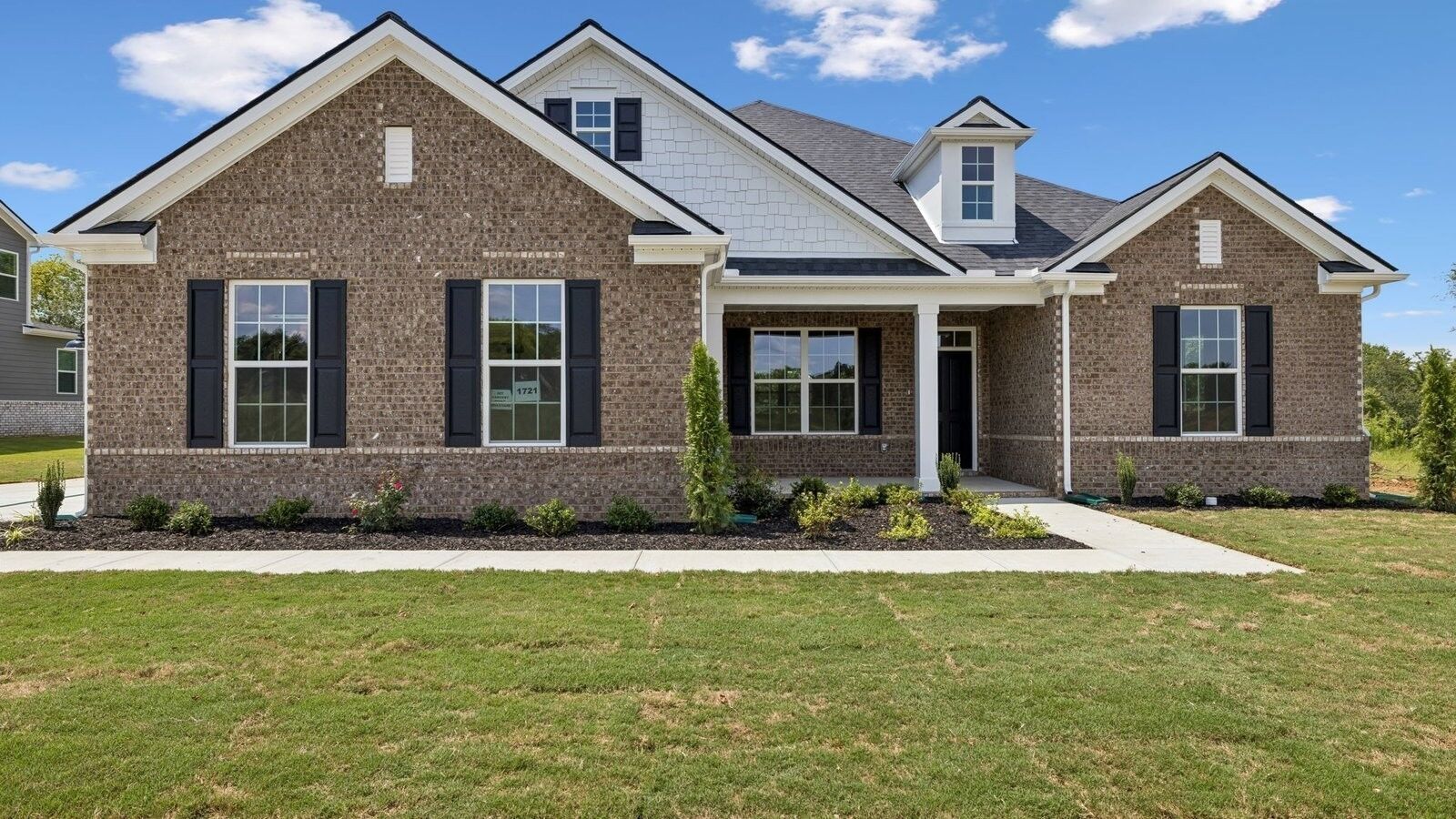 Property Photo: 327 Harvest Point Blvd TN 37174
