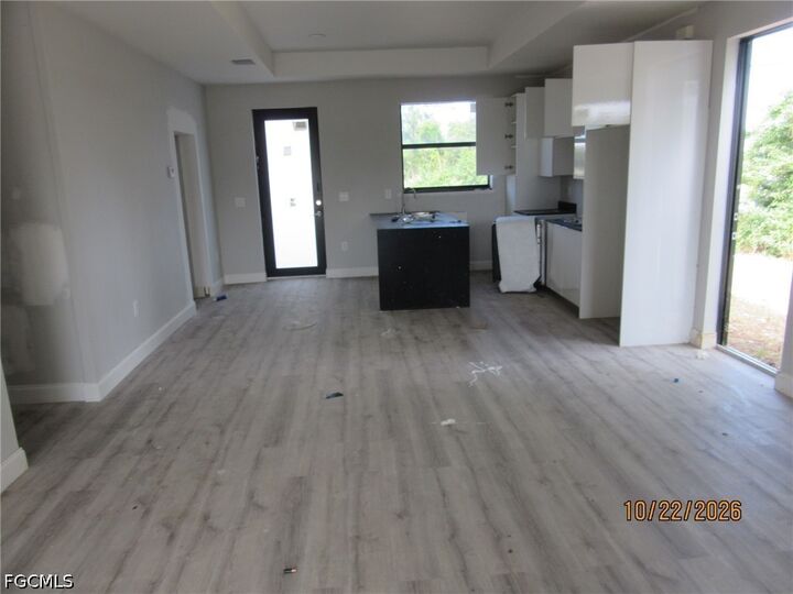 Property Photo: 321 Mangonia Avenue FL 33974