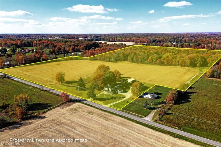 Property Photo:  4805 Bradley Brownlee Road  OH 44417 