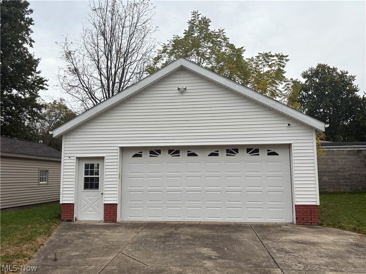 Property Photo: 119 Rosemont Avenue OH 44515