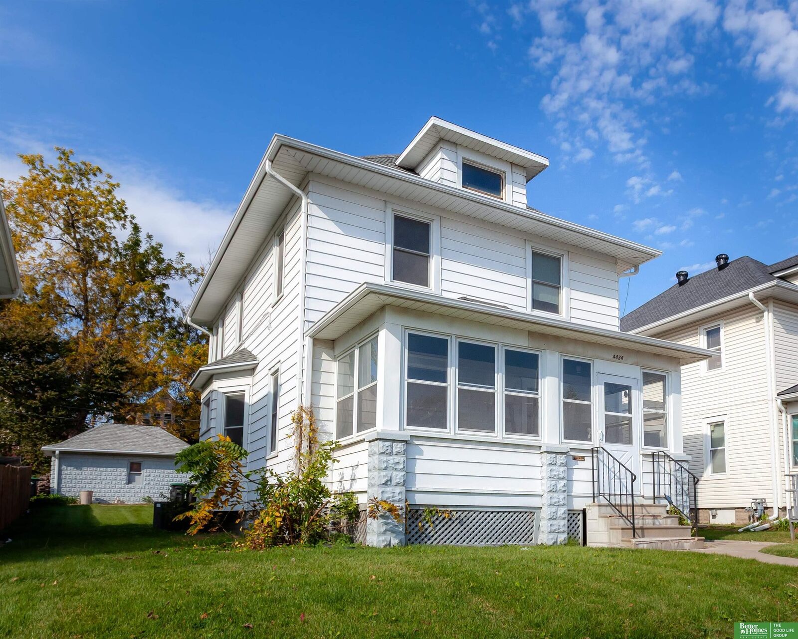 Property Photo: 4434 S 19 Street NE 68107